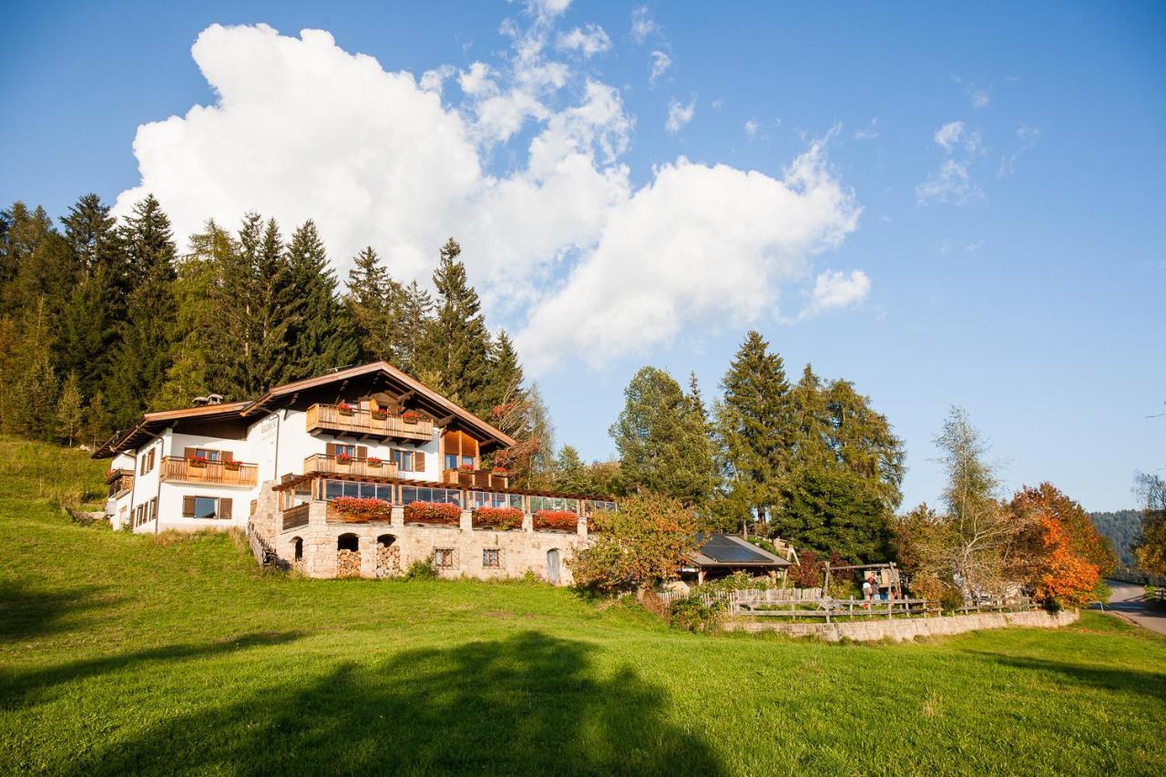 Hotel Restaurant Waldbichl Verano Exteriör bild